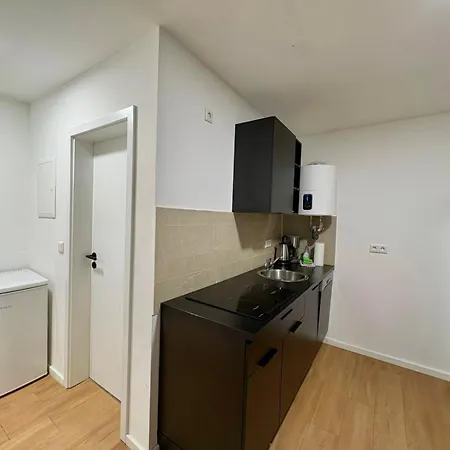 Daire Perfekte 2 Fuer Monteure & Handwerker Mit Wlan *