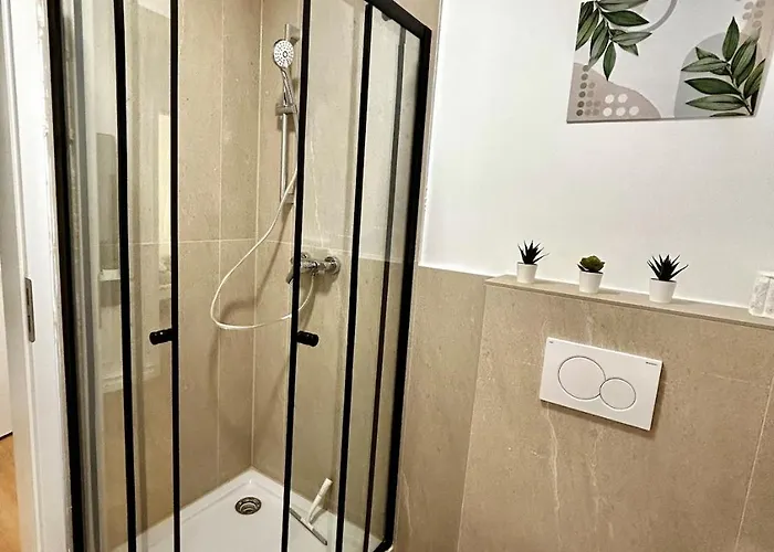 Daire Perfekte 2 Fuer Monteure & Handwerker Mit Wlan