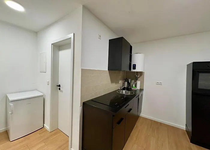 Daire Perfekte 2 Fuer Monteure & Handwerker Mit Wlan *